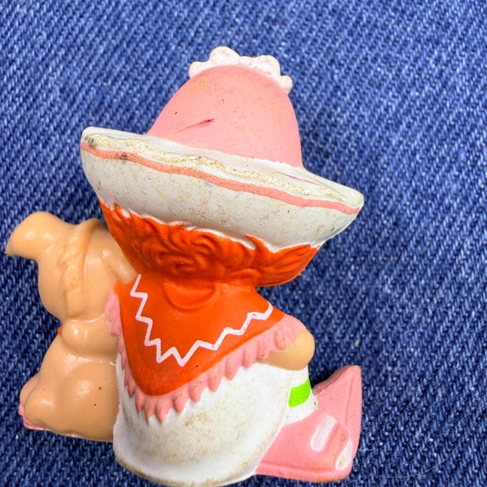 Vintage 1983 Strawberry Shortcake Cafe Ole and Burrito AGC 80s figurine - Picture 2 of 4